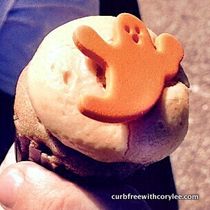 Caramel apple cupcake from Sprinkles. Even the ghost couldn't stop me from devouring this!